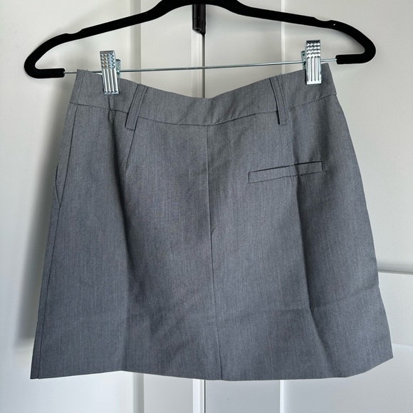 Charcoal Clothing Sidewalk Mini Skirt (Grey) - Picture 6 of 7